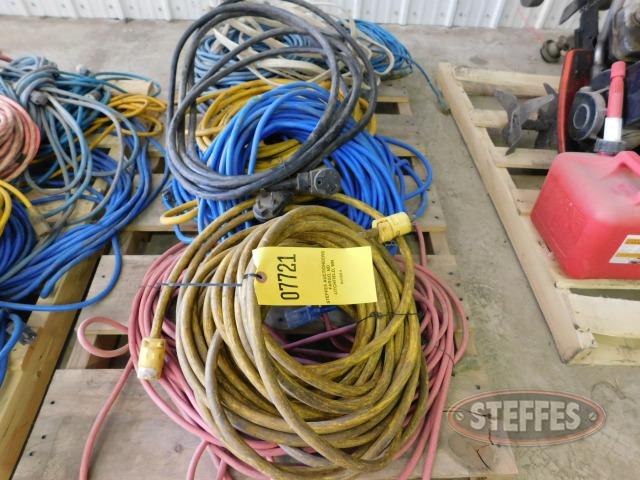 Pallet of asst- electrical cords_1.jpg